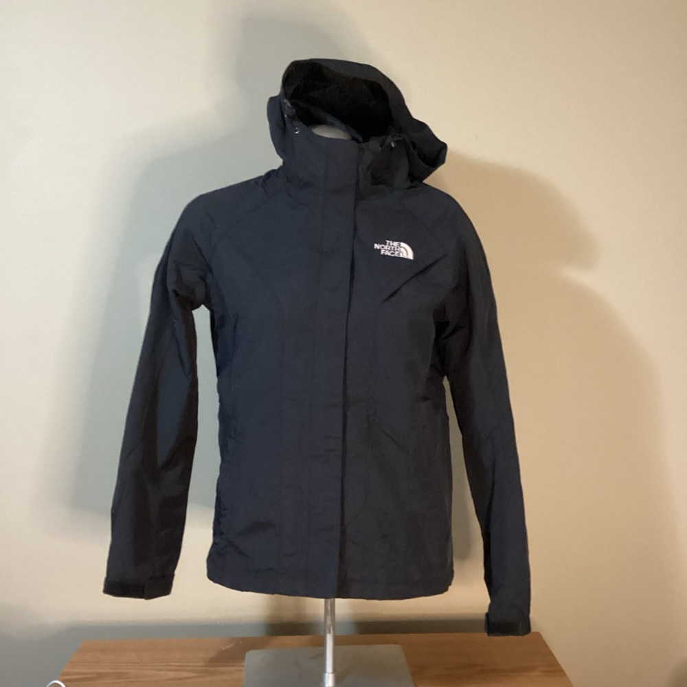Northface windbreaker